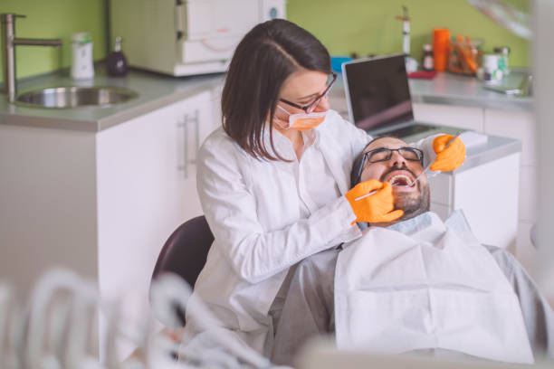 Best Emergency Tooth Extraction in Lambertville, MI